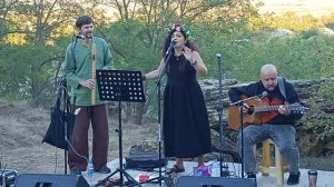 Людмила Дымкова - Девочка и ветер (Геннадий Жуков)