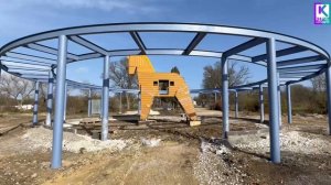 В керченском парке устанавливают детский игровой комплекс