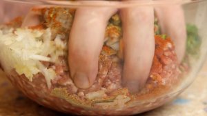 ВЕК ЖИВИ-ВЕК УЧИСЬ! ПЕРЕМЕШАЙТЕ ФАРШ С луком и зеленью! Долго искал и НАКОНЕЦ ТО НАШЕЛ этот РЕЦЕПТ!