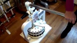 Видео работы ручного тестоделителя