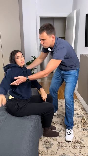 From heels to slippers — Funny Family #comedy #familytime #couple #funnyfamily смотреть онлайн