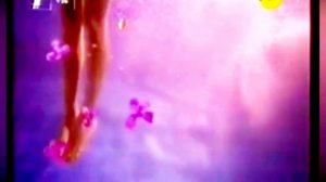 Женщина купается под водой 24 серия