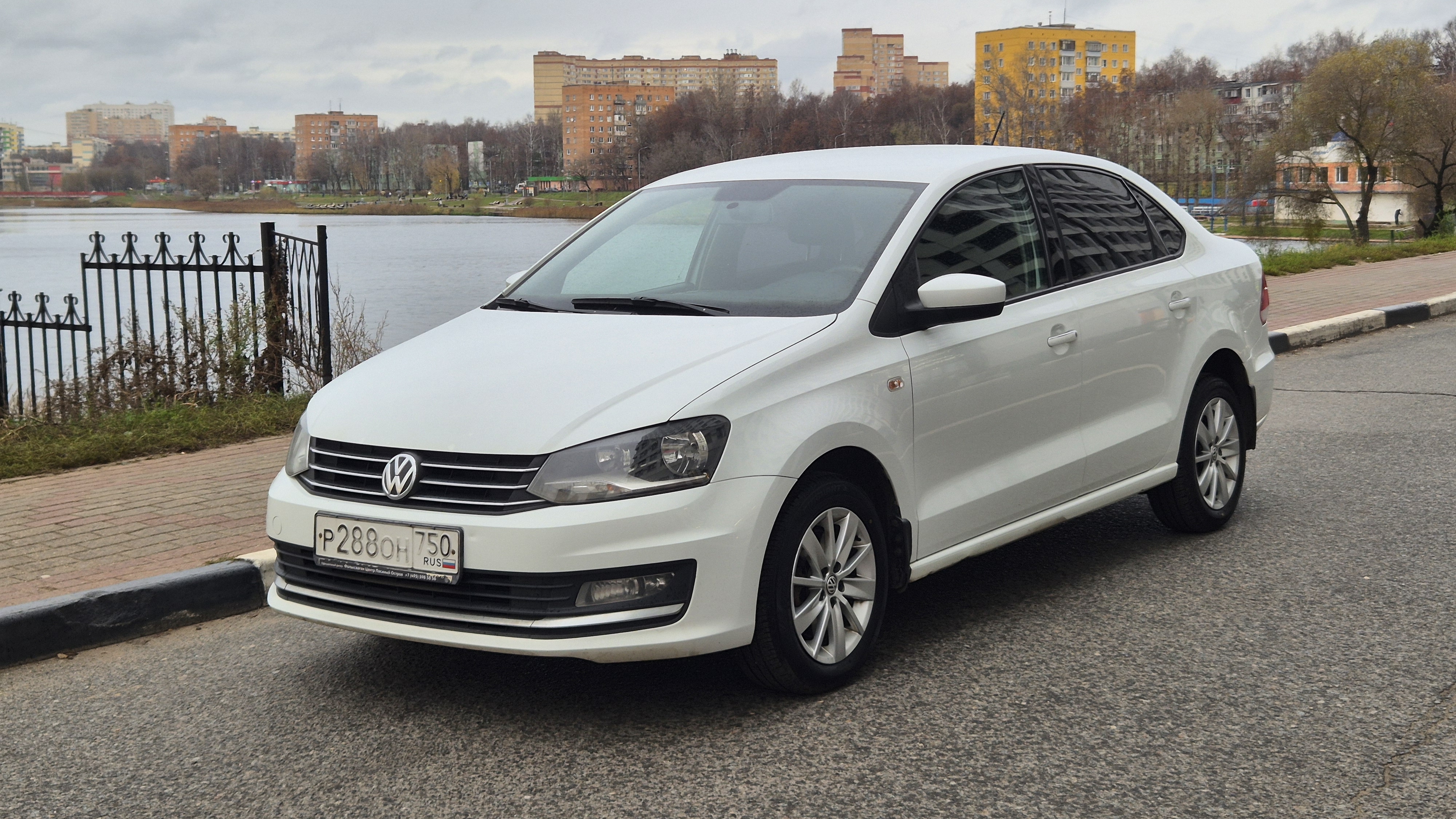 Осмотр Volkswagen Polo смотреть онлайн