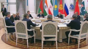 Путин встретился в Кремле с премьер-министрами стран ШОС