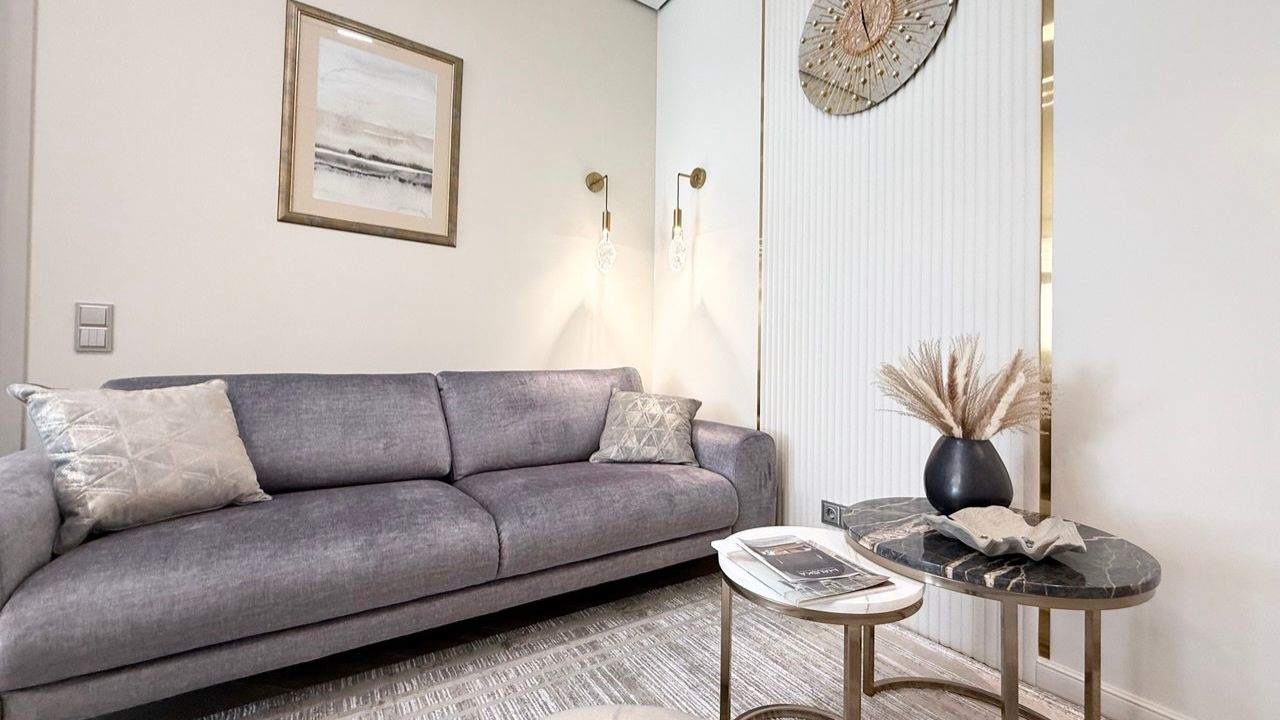 Обзор 2- комнатной квартиры на продажу в Ялте, ЖК Московский кватал смотреть онлайн