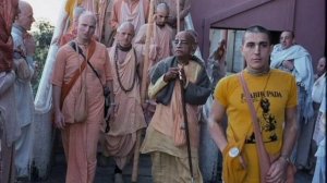 Лекция Шрилы Прабхупады на церемонии посвящения 18.11.1975, Бомбей. Значение санньясы.