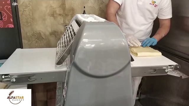 Тестораскаточная машина Flamic SF450BDX500