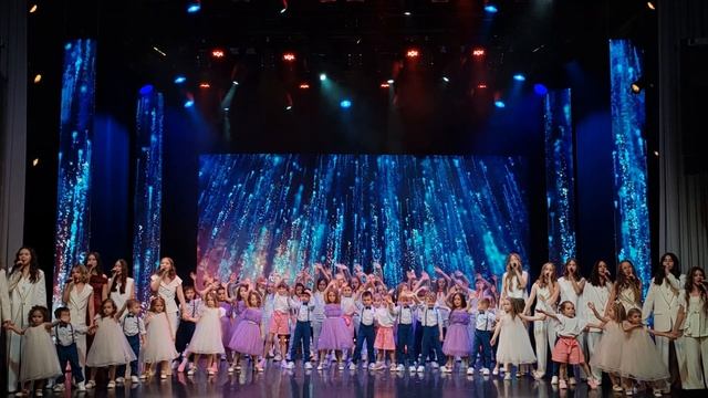 Вокальный ансамбль «Звоночек». «Одна песня, одна земля»