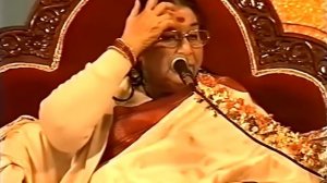 Выражение тонких элементов, 1998 г. Выступление Шри Матаджи перед музыкальной программой. Ю.Васильев