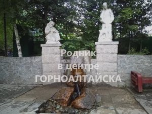 "ГОРНЫЙ АЛТАЙ: Где небо целует горы! ✨ Столица Алтая в фотографиях, от которых захватывает дух"