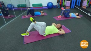 Упражнение "нога на ногу": укрепляем пресс. Доброе утро. Фрагмент выпуска от 18.11.2025