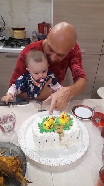 14 мес.,24 дн.(1 год, 2 мес. )День Рождение брата. 16 октября 2023 год  Маше