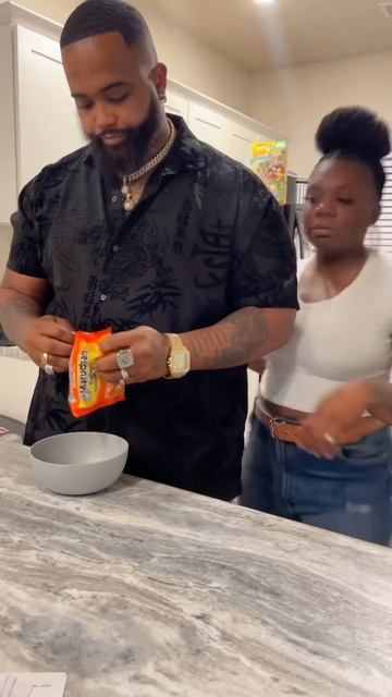 When you re mad at each other but still care...Love always wins #couple #funny #couplegoals смотреть онлайн