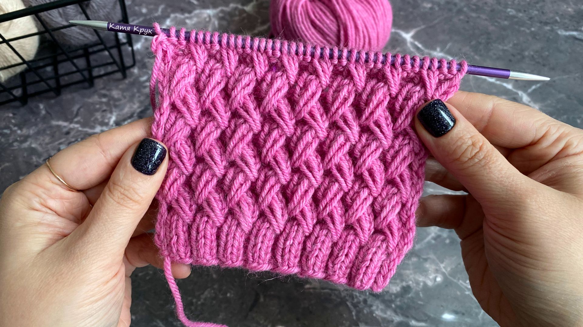 Объемный мягкий узор с вытянутыми петлями для свитера и джемпера. смотреть онлайн