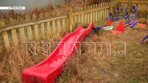 Массовый снос детских площадок начался в загородных посёлках