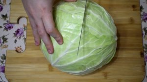 Новый салат из капусты, который ешь и не можешь остановиться! Объедение! Очень вкусно