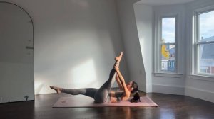 День 3   План пилатеса для занятых девушек   10 мин. проработка пресса и глубоких мышц кора   у...