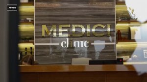 ПЛАСТИЧЕСКОМУ ХИРУРГУ КЛИНИКИ «МЕДИЧИ» ПРЕДЪЯВИЛИ ОБВИНЕНИЕ