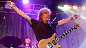 Слёзы льёт лёд _ В. Кузьмин Cover