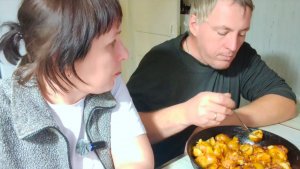 Первые косяки и недочёты. Ужинаем