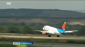 В аэропорту Минвод задержали пассажирку с контрабандными долларами