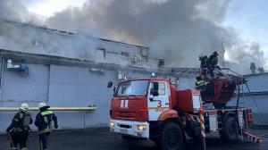 Пожар охватил торговый центр в Пензе