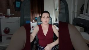 Бытовой оверлок urora 636 d и промышленный оверлок aurora e3-4