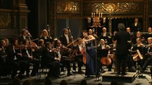 Sharon Kam plays Mozart Clarinet Concerto K.622 -  Adagio