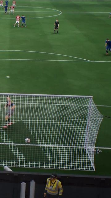 Автогол вратаря в UFL #shorts #ufl #футбол #автоголы #автоголвратаря