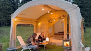 Кемпинг с новой 3-х комнатной надувной палаткой.