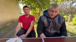 Пирожки, сосиски, пельмени поедание на скорость. Кто быстрее съест получит деньги