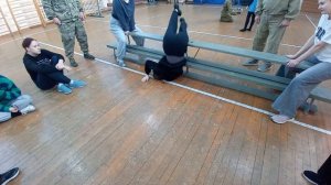 Кувырок вперед через две скамейки_Елизавета