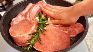 КАК ГОТОВЯТ СТЕЙКИ В РЕСТОРАНЕ! Сочное мясо на сковородке! Как быстро и просто пожарить мясо