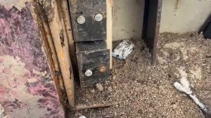 Мы нашли Заброшенный сейф В Реке. Что находится внутри ЗАБРОШЕННОГО СЕЙФА? ( ЧАСТЬ 2 )