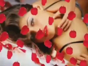 "Мы в избушке из сказки, эту ночь проведём"