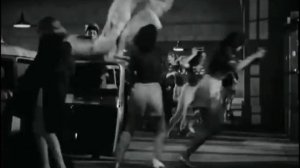 Ну почему я Вас должна хотеть?