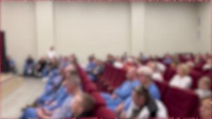 Дмитрий Певцов посетил раненных в госпитале Московской области