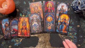 Таро-расклад "Чем порадует новая неделя" ⭐️