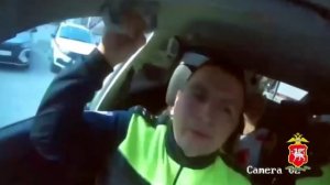 В Ялте инспекторы ДПС оперативно доставили в больницу мальчика, задыхавшегося от отёка Квинке