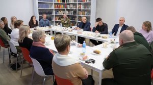 Губернатор встретился с шарыповскими семьями участников СВО