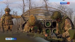 Сегодня на боевых позициях профессиональный праздник отмечают российские ракетчики и артиллеристы