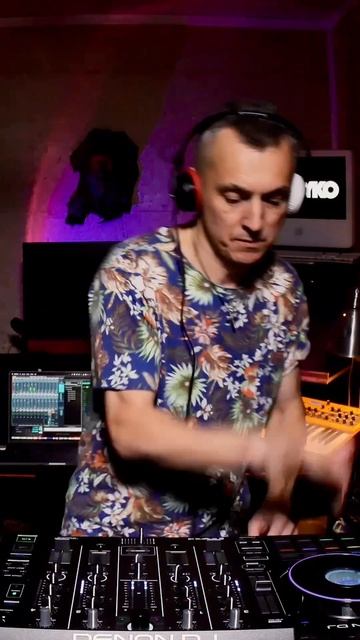 слушай подкаст “Вечерний Кофе с Dj BOYKO “ смотреть онлайн