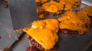 Лучшая КОРЕЙСКАЯ Уличная Еда Которую Стоит ПОПРОБОВАТЬ Путешественнику