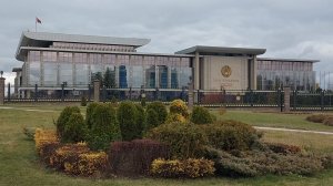 Флаг Беларуси, Дворец Независимости, Парк Победы, витрины Гума Минска