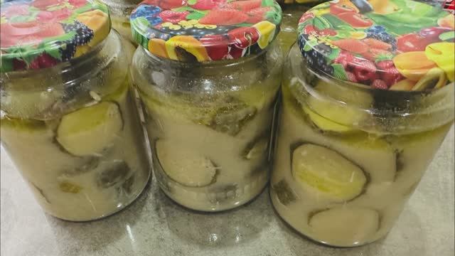 Огурцы в горчице на зиму / Маринованные огурцы в горчичной заливке в банке - хрустящие и вкусные смотреть онлайн