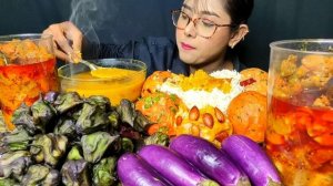 ОСТРЫЙ РИС КАРРИ: ЕМ ПРЯМО РУКАМИ-ЧАСТЬ 1