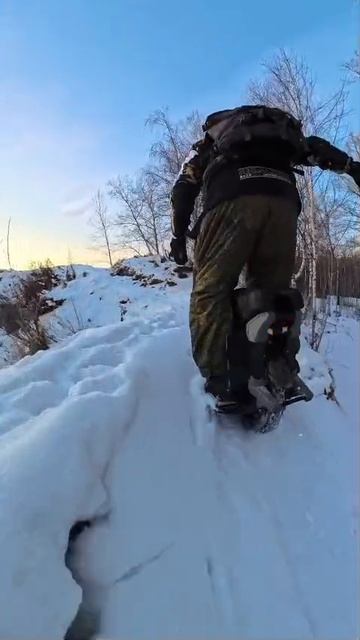 Моноколесо и снег.