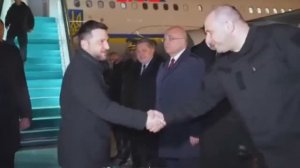 Сбежавший из Украины коррупционный кошелёк- Умеров встретил Зеленского в аэропорту Анкары