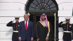 Трамп встретил принца Саудовской Аравии конницей и пролетом истребителей