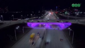 Строители завершили монтаж архитектурной подсветки путепровода в створе улицы Айской